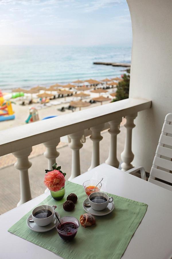 Гранде Петтине Hotel Одеса Екстериор снимка